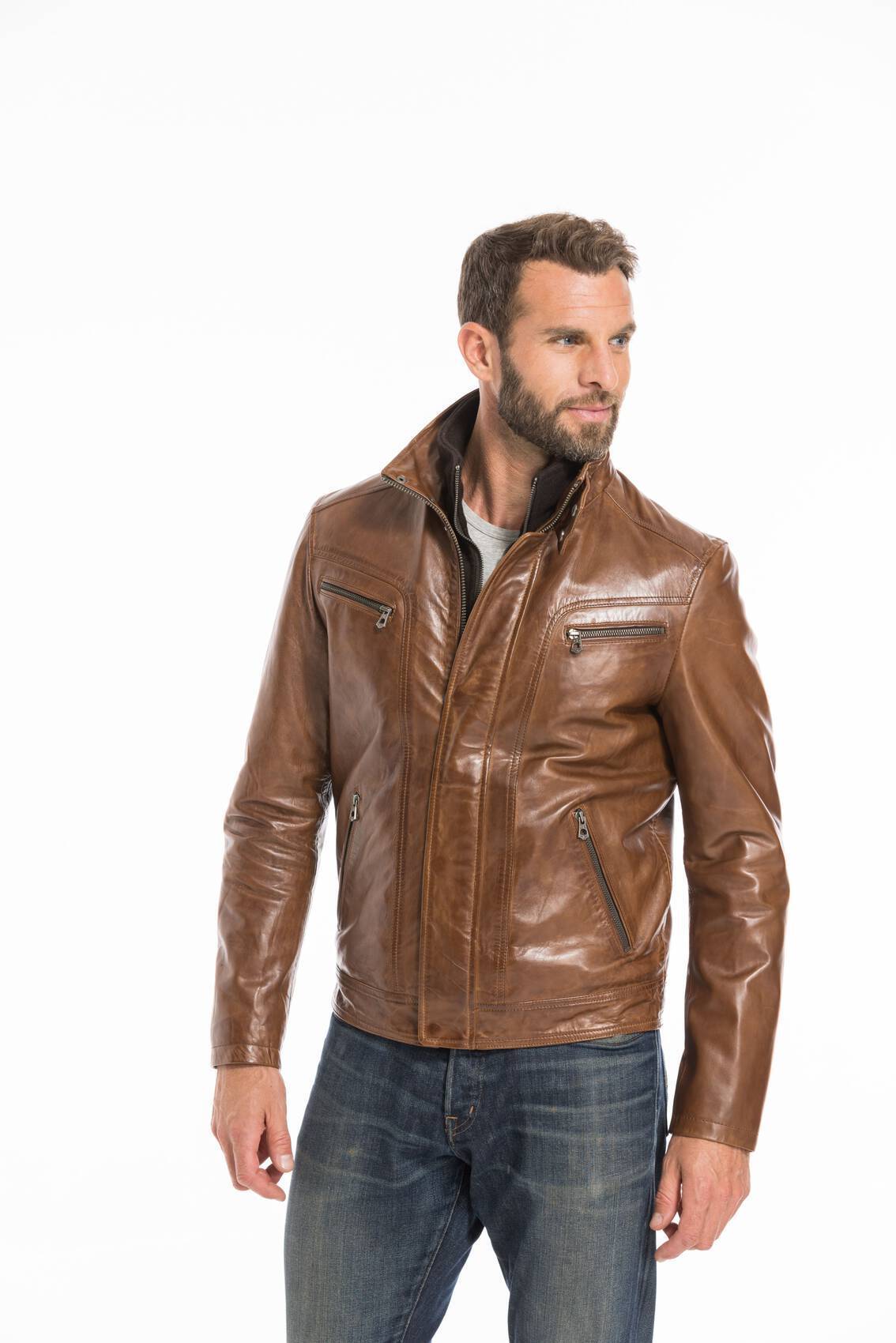 CG-23-HOMME-101737-BISON-25164