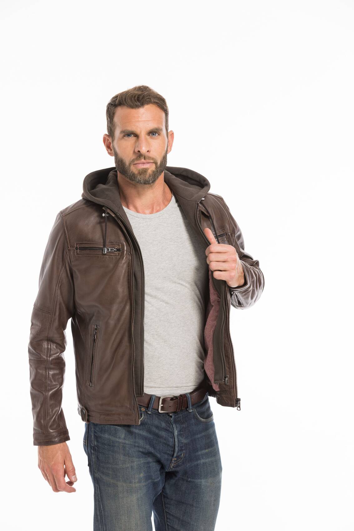 CG-23-HOMME-MARIO-MARRON-25602